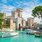 Cinzia Front - Happy Appartement Sirmione