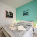 Appartement Cinzia Front - Happy