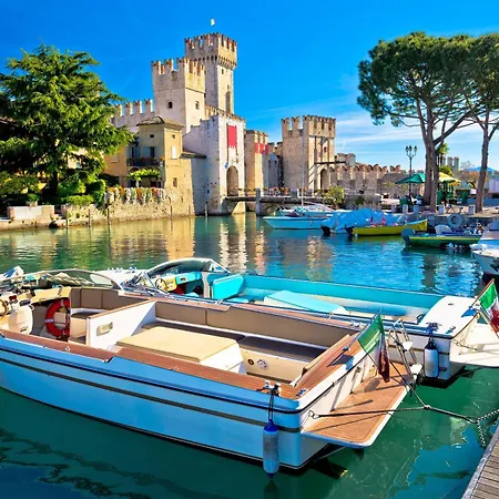 Appartement Cinzia Front - Happy Sirmione